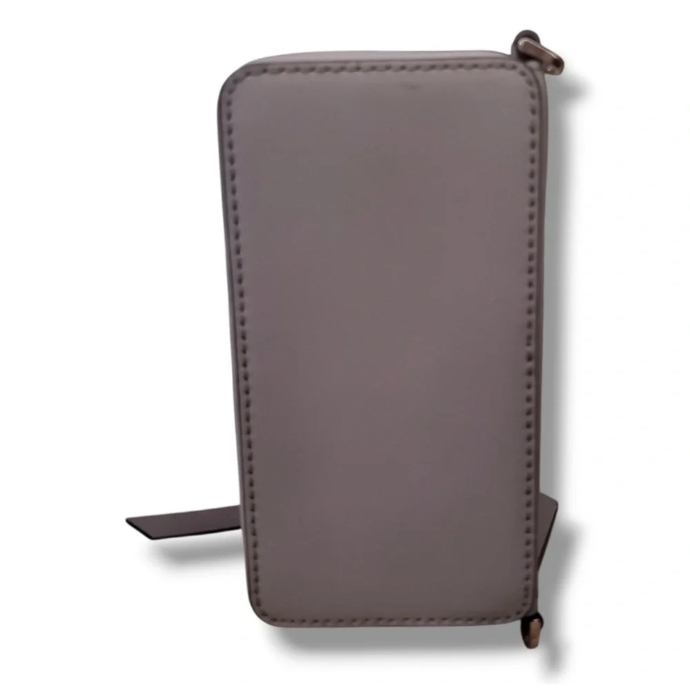 Kate Spade “Cameron Mini” - Picture 9 of 9